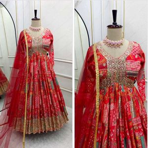 New Standard Beautiful Pakistani Poshaq Dresses