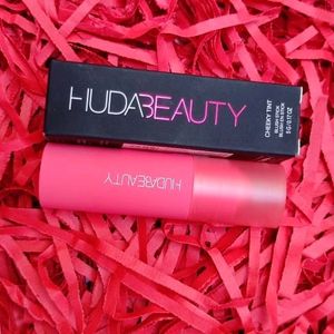 Huda Beauty Blush