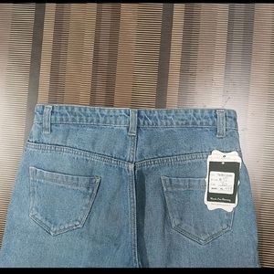 Q-41 Size 30 Slim Fit Women Denim Jeans