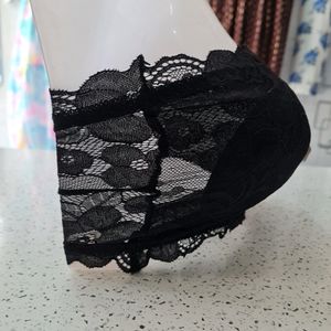 Wedding Bra Black ⚫️ Net Sizeable With Strap