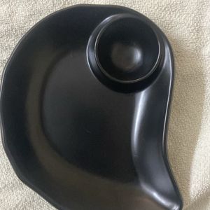 Serving Snacks - Black Color, Mango Shape (20 * 18