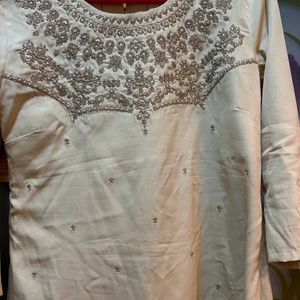 Rich Original W Kurta For Festive Season