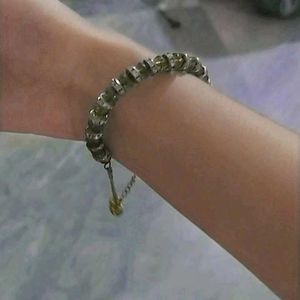 A Beautiful Bracelet For Girls