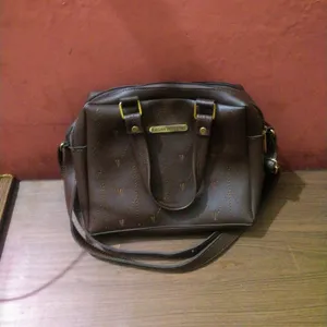 ladies sling purse cum bag