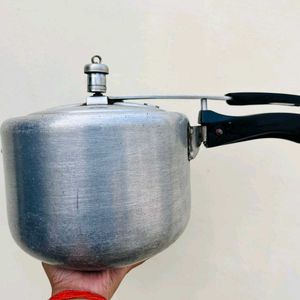 Aluminium Cooker 5 litres !!