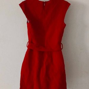 HOT RED BODYCON