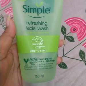 Simple Refreshing Face Wash