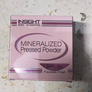 Insight Compact Powder