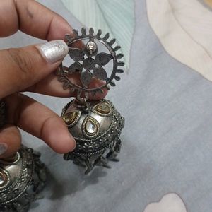 Jhumkas