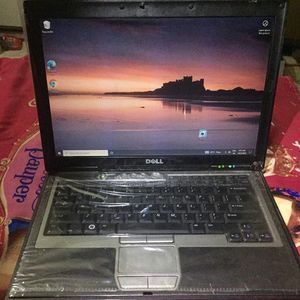 Dell Latitude 3gb / 450gb