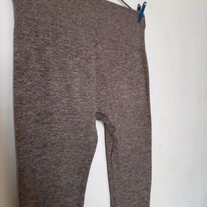 High Waisted Gym Tights  Stretchable & Comfortable