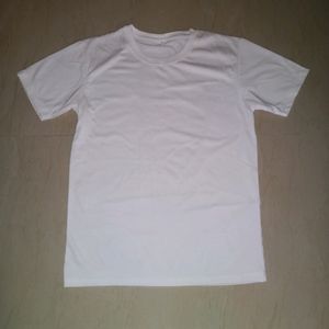 Solid White T-shirt 👕  | Basic