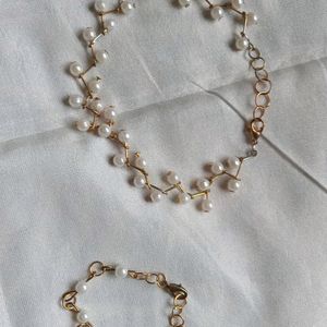 Choker Necklace With Bracelet