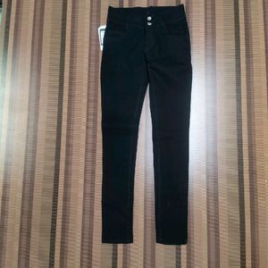 R-63 Size 28 Slim Fit Women Denim Jeans