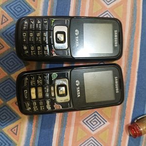 3 Old Phones