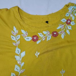 Chikenkari Yellow Kurti 💥