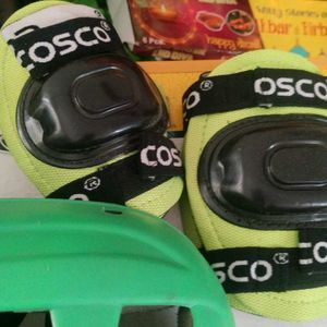 Cosco Combo: Wrist,Elbow & Knee Guard Set, Helmet