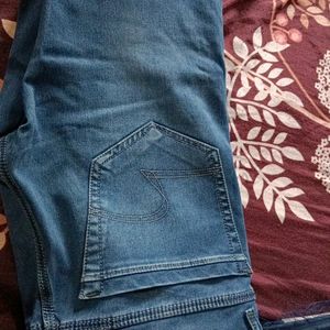 Blue Jeans Of Spykar Urgent Sell