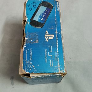 SONY PSP - E1004 CB ( STREET CRICKET ) EDITION