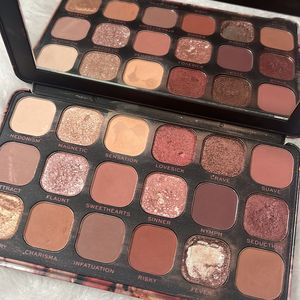 Revolution Eyeshadow Pallet