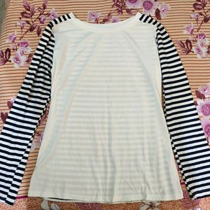 WHITE STRIPE TOP