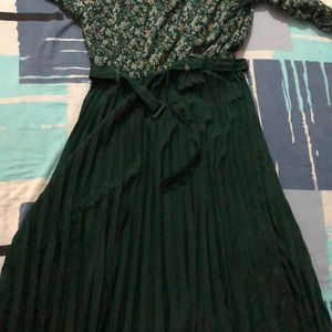 Western Green Colour Gown