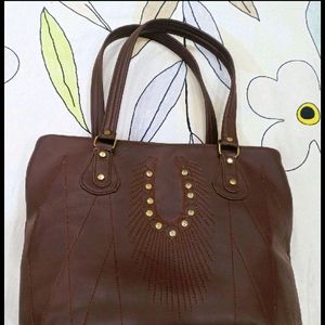Spacious Hand Bag With Free Gift 🎁