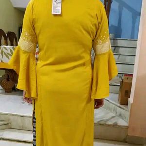 Women Printed Straight Yellow Kurti