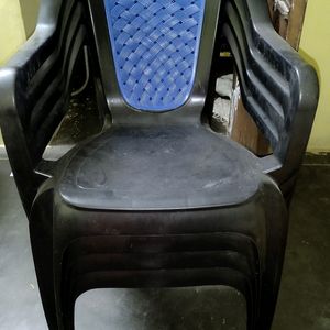 Plastic Chairs (New)