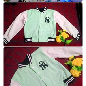 🔥Trendy NY Jacket On Salee 🔥