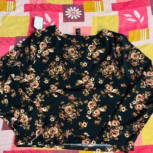 Floral Black Crop Top