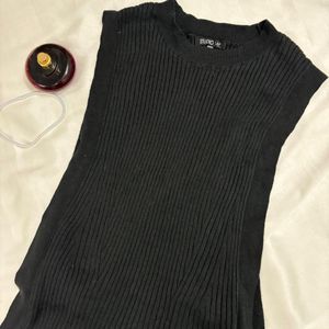 Black Knitted Sweater