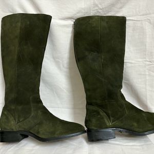 PRICE DROP💥Kaleidoscope Green Suede Boots