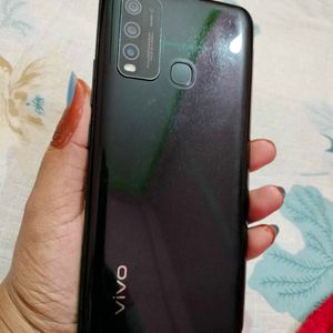 Vivo Y30