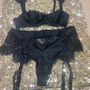 2 Piece Lingeries Set👌🏖️