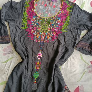 RANGRITI Kurti