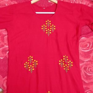 Red Kurti