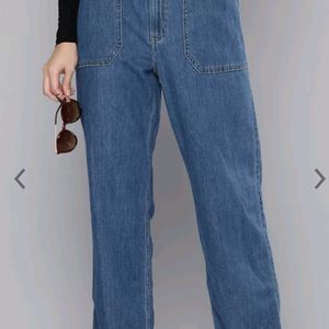 High Waist Straight Fit Jeans