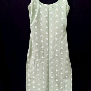 Pista Color Kurti.. ..  Chest- 14inchs, Waist- 13inchs, Neck- 7inchs, Length- 42inchs