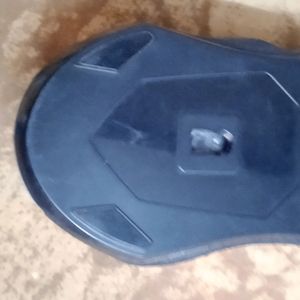 I Am Selling This Gaming Mouse