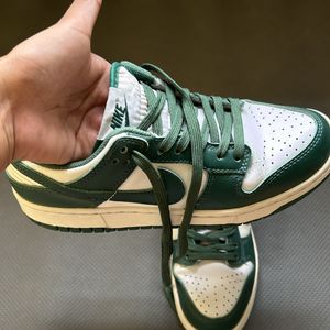 Nike Dunks