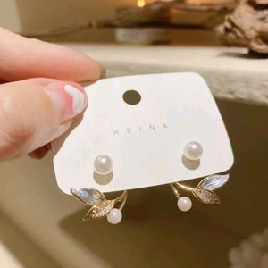 Korean Leaf Stud Earrings.