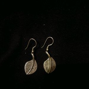 Oxidized Leaf Earrings