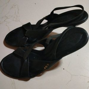 Black Colour Leather Heels