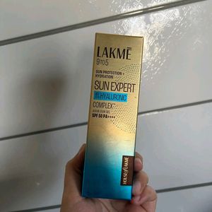 LAKME Sun Expert 1% Hyaluronic Gel Sunscreen SPF 5