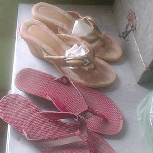 2 Pair Heel Slippers.