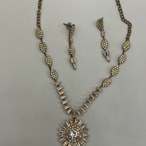 Rose gold Ad Necklace Set With Earrings