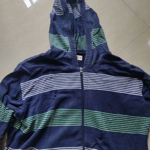 Men's Hoodie With Chain