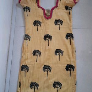 Back Zip Yellow Kurti