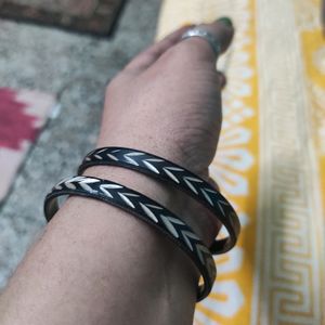 Black & White Vintage Bidri Work Bangles